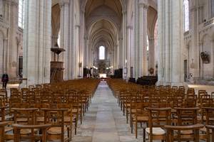 Quelle: Mirjam Bartberger Kathedrale von Poitiers